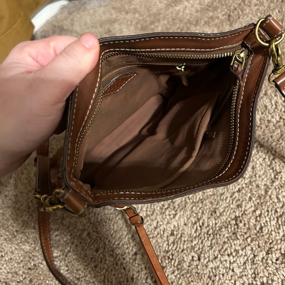 Fossil Shoulder Bag - Picture 4 of 6